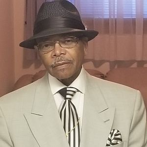 Meet your Posher, Winston